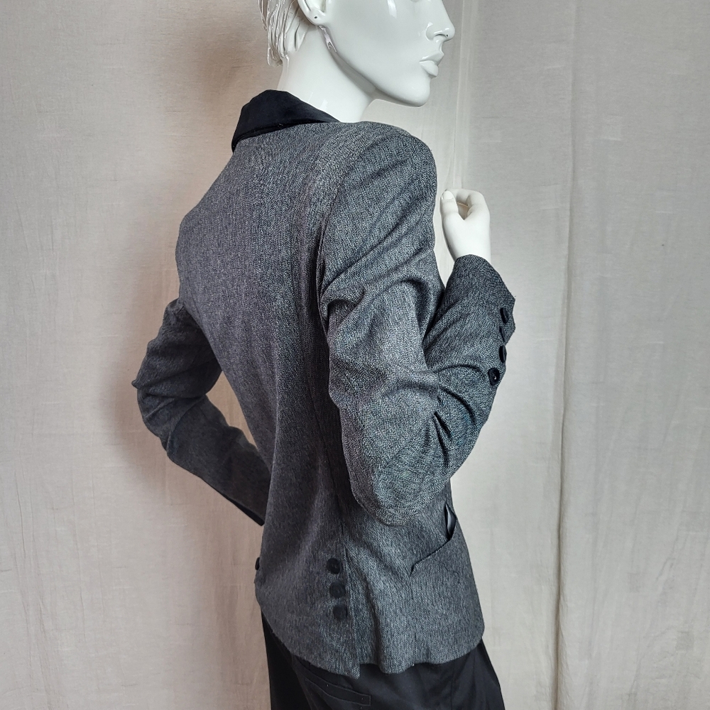 Suzy Shier Women's US4 Blazer Gray Black Velvet Panel Button Front Tailored Fit - Picture 8 of 16